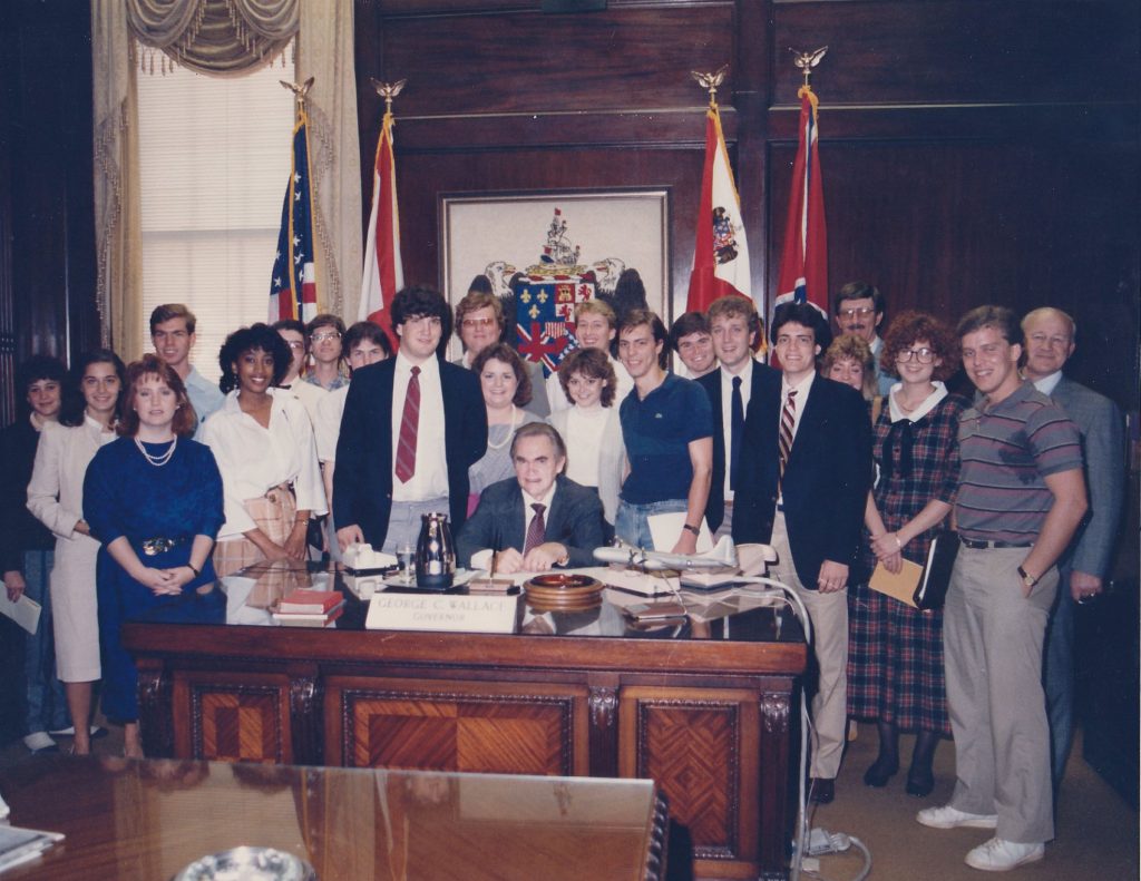 Dr. Frank Deaver's journalism class meets Gov. Wallace, 1985